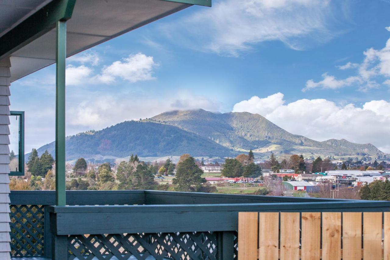 Kaihua Lookout - Taupo Holiday Home מראה חיצוני תמונה