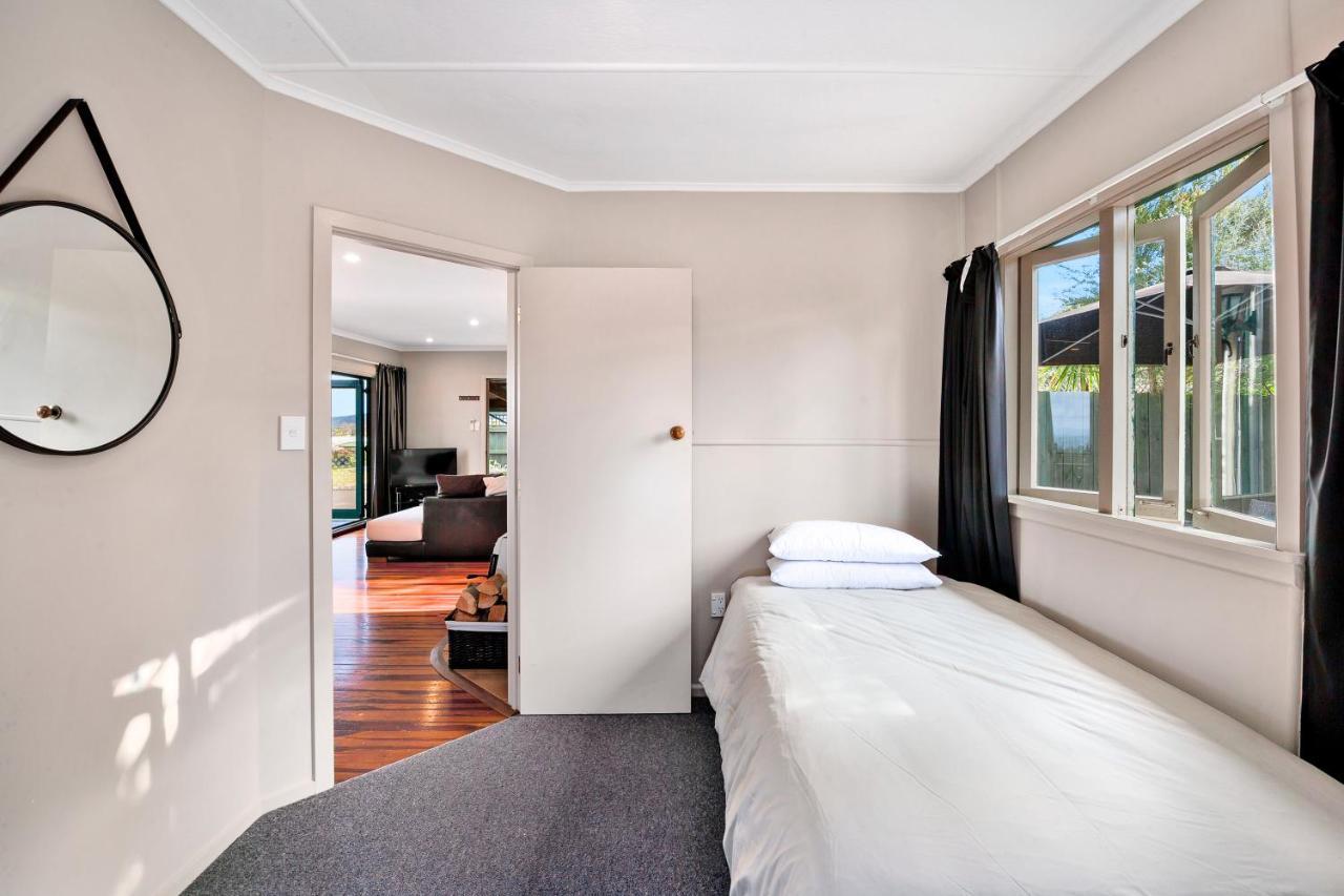 Kaihua Lookout - Taupo Holiday Home מראה חיצוני תמונה