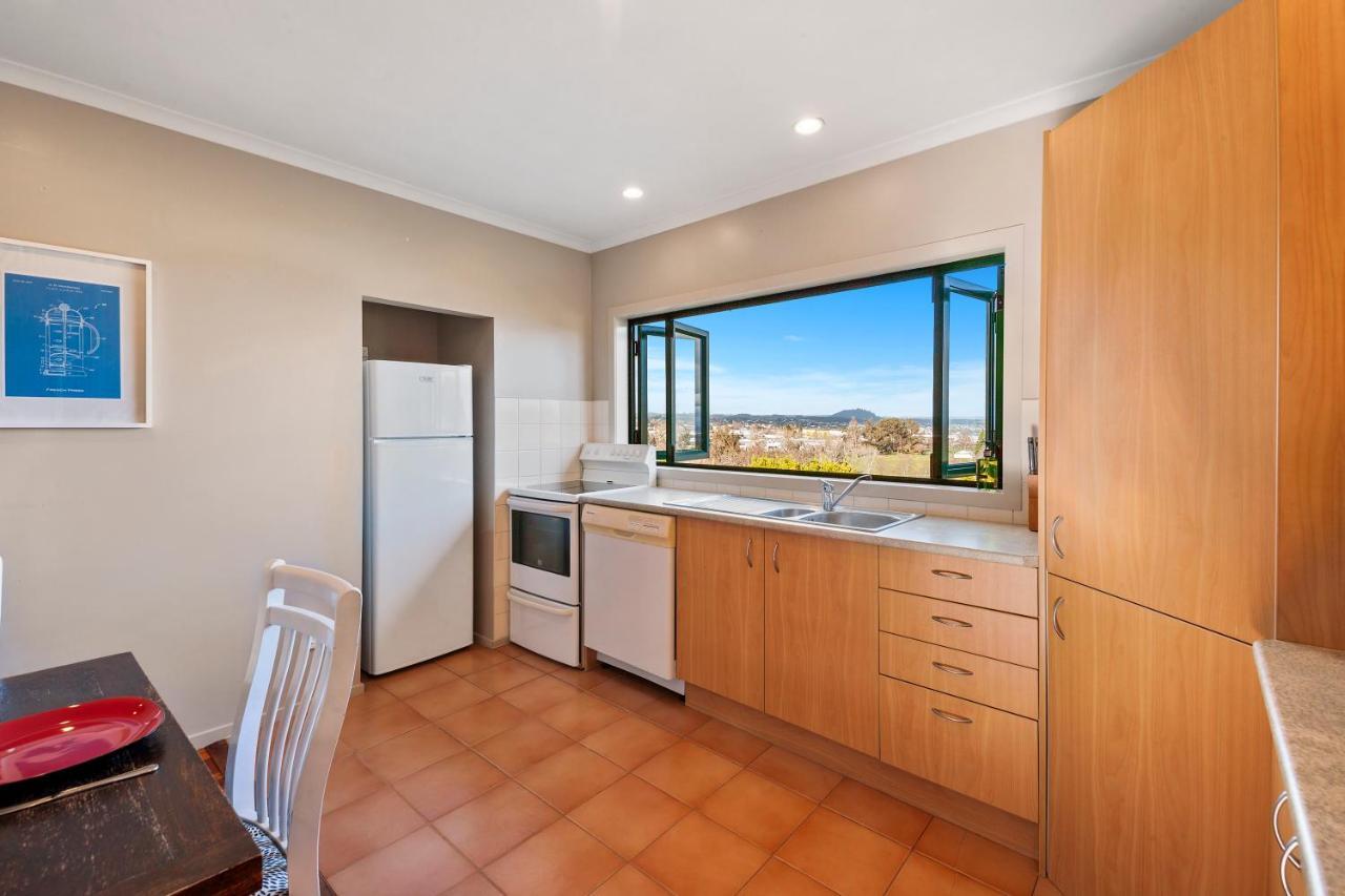 Kaihua Lookout - Taupo Holiday Home מראה חיצוני תמונה